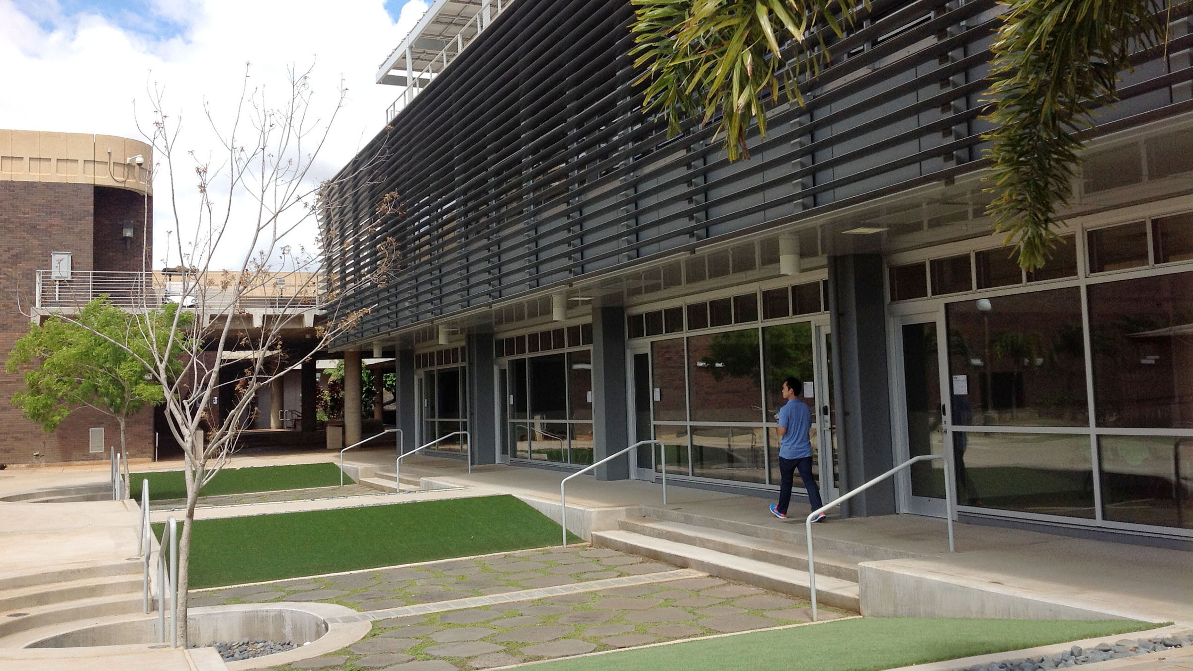 leeward classrooms exterior